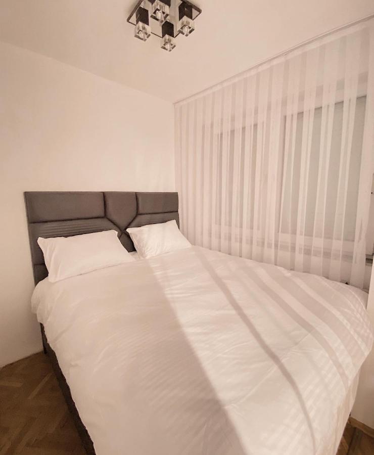 Diamond Apartment Prishtina 2 普里什蒂纳 外观 照片