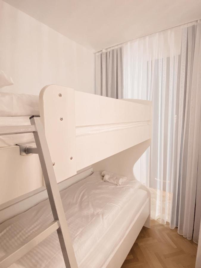 Diamond Apartment Prishtina 2 普里什蒂纳 外观 照片
