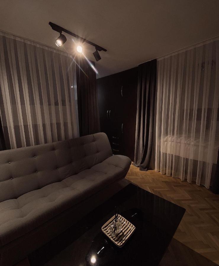 Diamond Apartment Prishtina 2 普里什蒂纳 外观 照片
